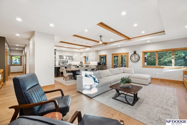 6345 Black Forest Drive, Lincoln, NE 68516