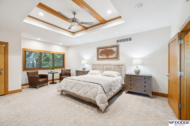 6345 Black Forest Drive, Lincoln, NE 68516