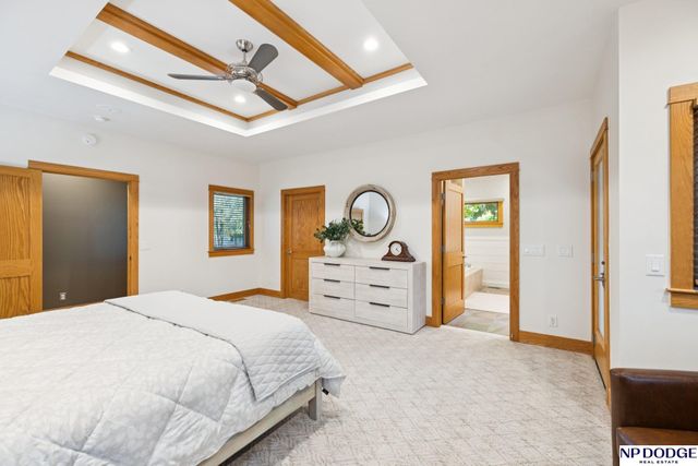 6345 Black Forest Drive, Lincoln, NE 68516