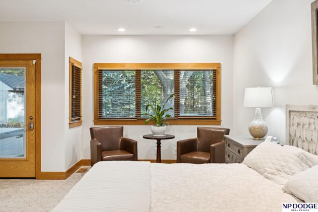 6345 Black Forest Drive, Lincoln, NE 68516