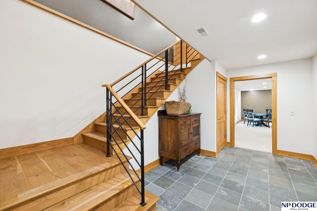 6345 Black Forest Drive, Lincoln, NE 68516