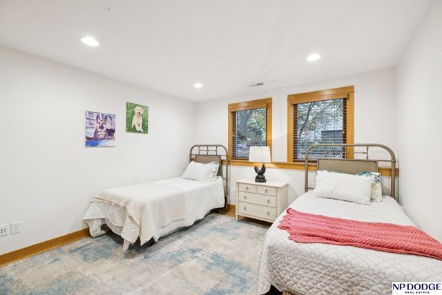 6345 Black Forest Drive, Lincoln, NE 68516