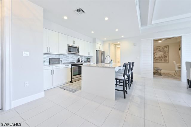 1111 Central Avenue 303, Naples, FL 34102
