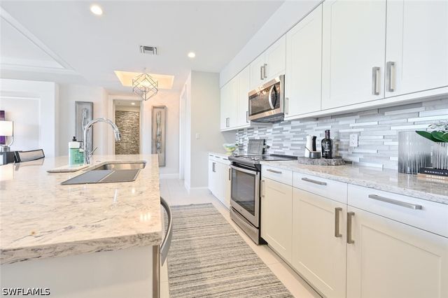 1111 Central Avenue 303, Naples, FL 34102
