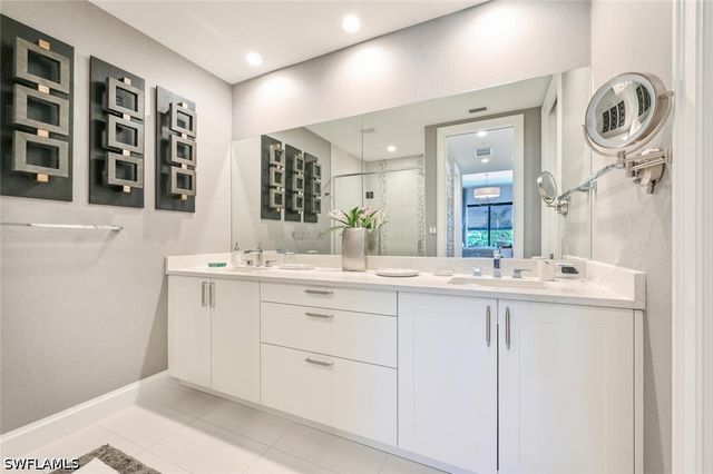 1111 Central Avenue 303, Naples, FL 34102