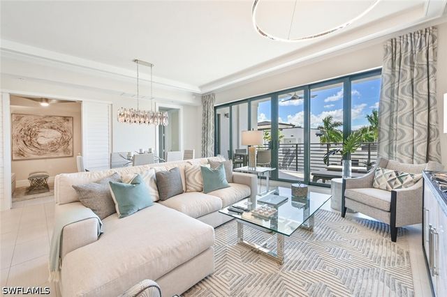1111 Central Avenue 303, Naples, FL 34102