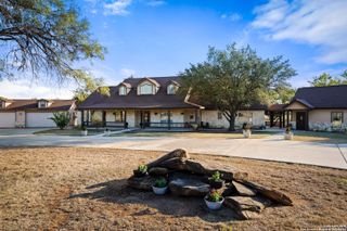 765 E Loop 1604, St Hedwig, TX 78152