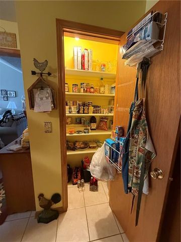 617 Oakwood Street, Harrisonville, MO 64701