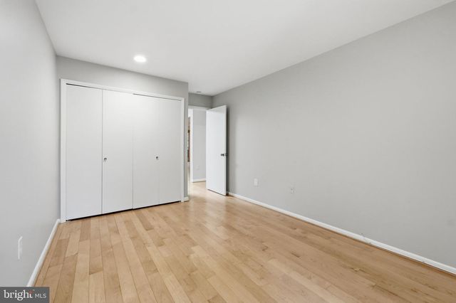 2017 WETHERSFIELD CT, Reston, VA 20191