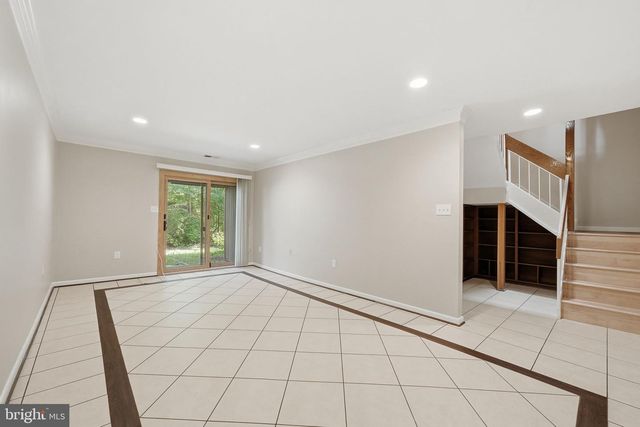2017 WETHERSFIELD CT, Reston, VA 20191