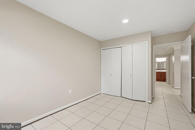 2017 WETHERSFIELD CT, Reston, VA 20191