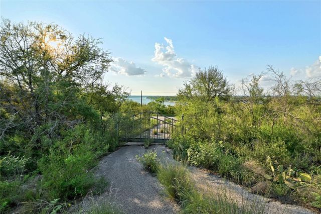 1711 W FM 2147, Marble Falls, TX 78654