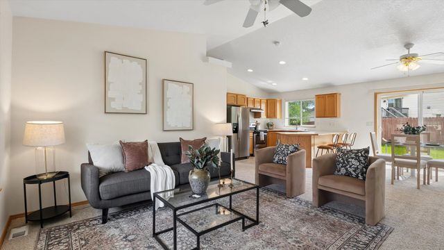 2621 Eton Ln, Cheney, WA 99004