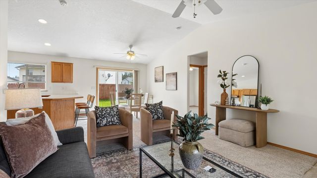 2621 Eton Ln, Cheney, WA 99004