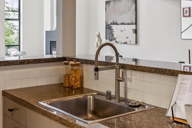 2501 Harrison Street 2, San Francisco, CA 94110
