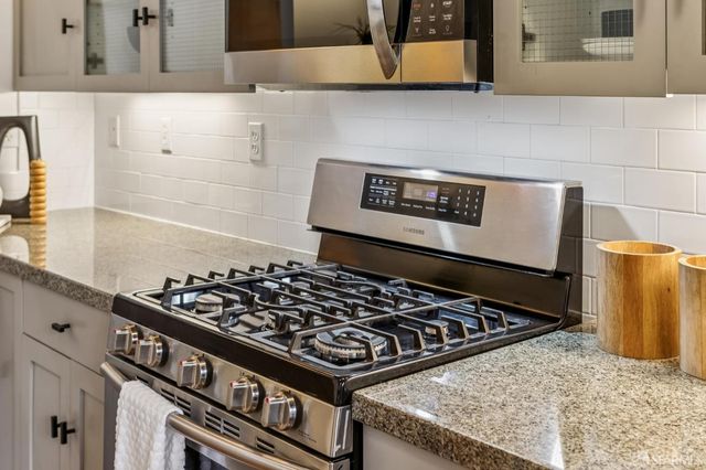 2501 Harrison Street 2, San Francisco, CA 94110