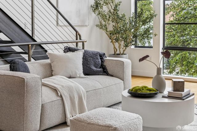 2501 Harrison Street 2, San Francisco, CA 94110