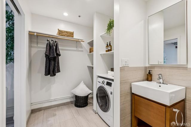 2501 Harrison Street 2, San Francisco, CA 94110