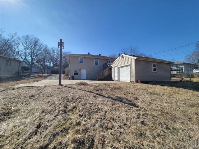 5420 E 97th Street, Kansas City, MO 64137