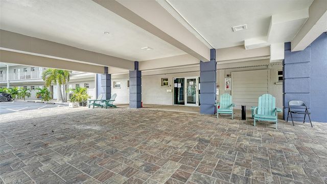 3453 GULF OF MEXICO DRIVE 200, Longboat Key, FL 34228