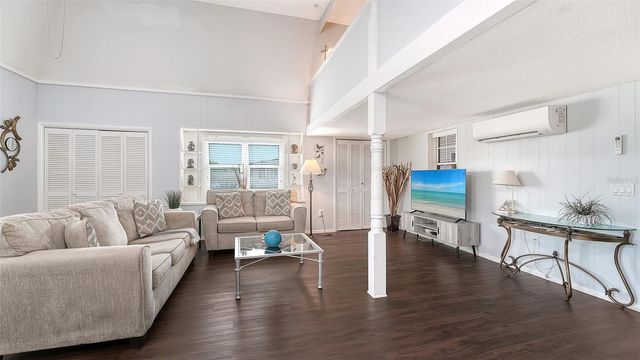 3453 GULF OF MEXICO DRIVE 200, Longboat Key, FL 34228