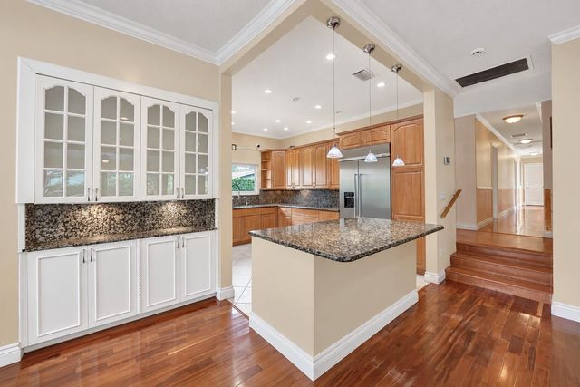 2001 Intracoastal Drive, Fort Lauderdale, FL 33305