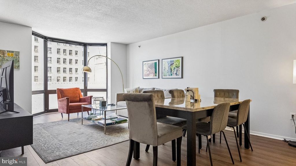 2018-32 WALNUT ST #9K, PHILADELPHIA, PA 19103 — exterior