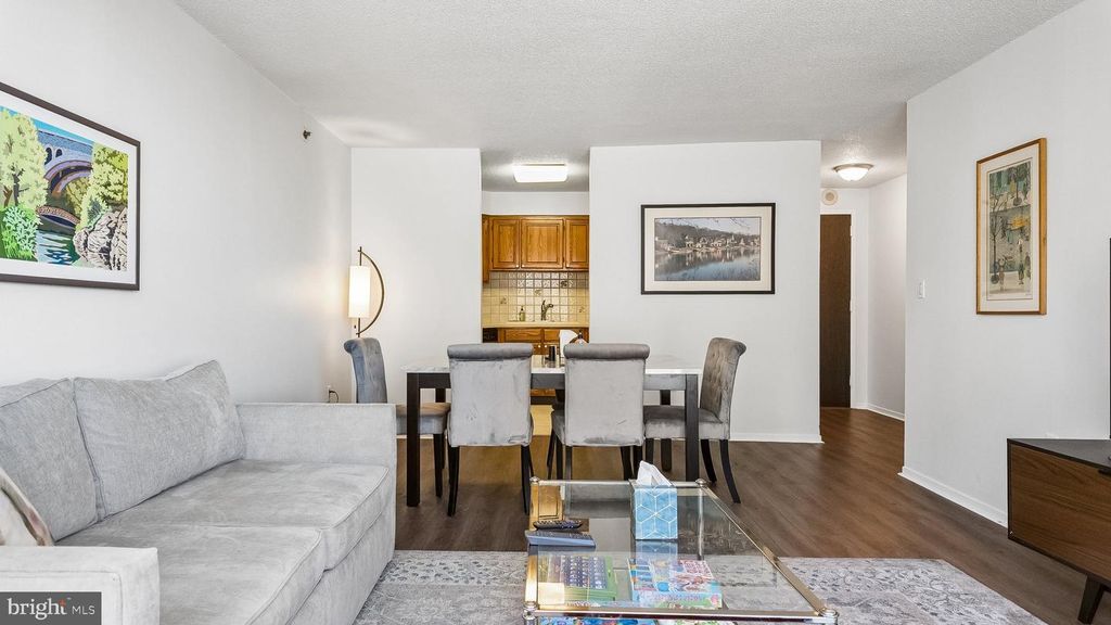 2018-32 WALNUT ST #9K, PHILADELPHIA, PA 19103 — photo 4