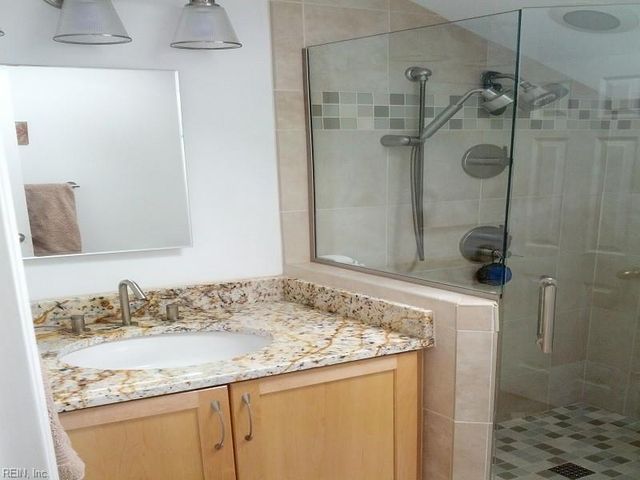 1025 Rolling Point CT, Virginia Beach, VA 23456