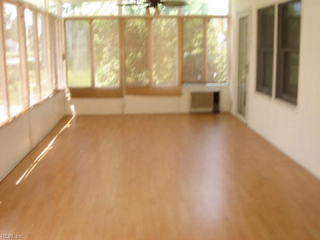 1025 Rolling Point CT, Virginia Beach, VA 23456