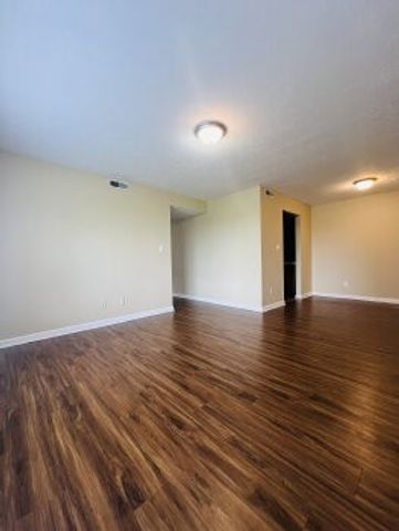 3854 Northeast Dr Apt D, Clarksville, TN 37040