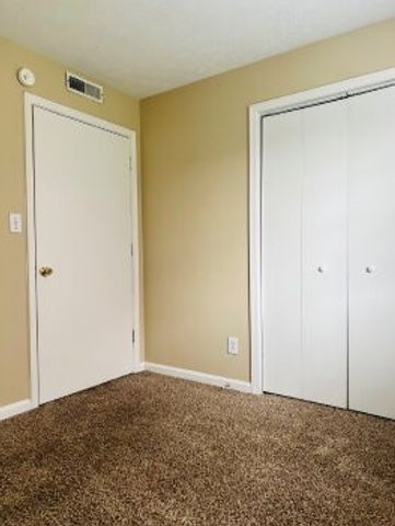 3854 Northeast Dr Apt D, Clarksville, TN 37040