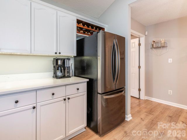 3930 Huntmeadow Drive, Charlotte, NC 28269