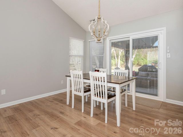 3930 Huntmeadow Drive, Charlotte, NC 28269