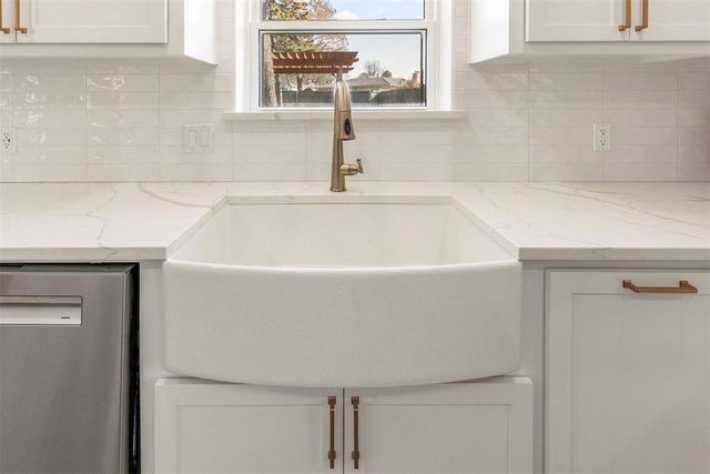 1405 Cherry Laurel Drive, Norman, OK 73072