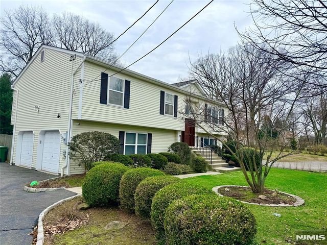 249 Pascack Road, Paramus, NJ 07652