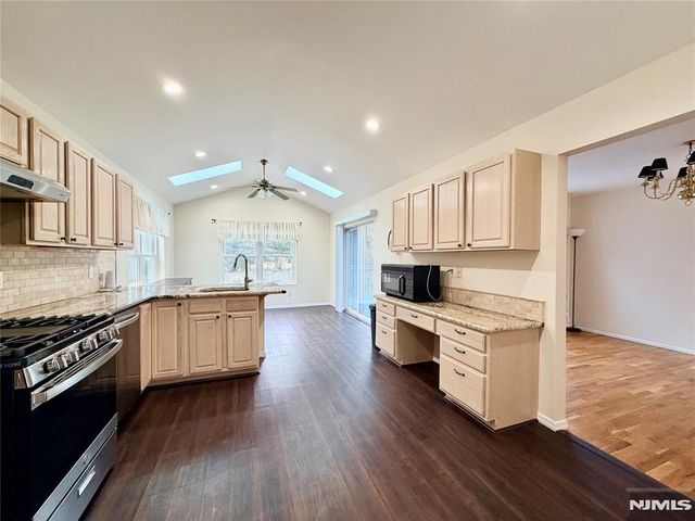 249 Pascack Road, Paramus, NJ 07652