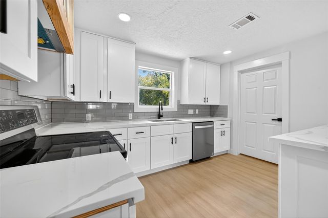 5326 Dewberry Street, Houston, TX 77021