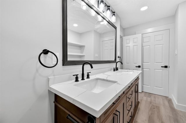 5326 Dewberry Street, Houston, TX 77021