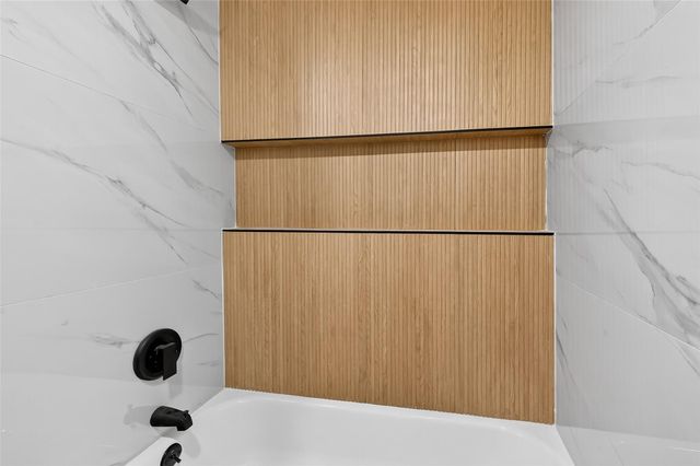 5326 Dewberry Street, Houston, TX 77021