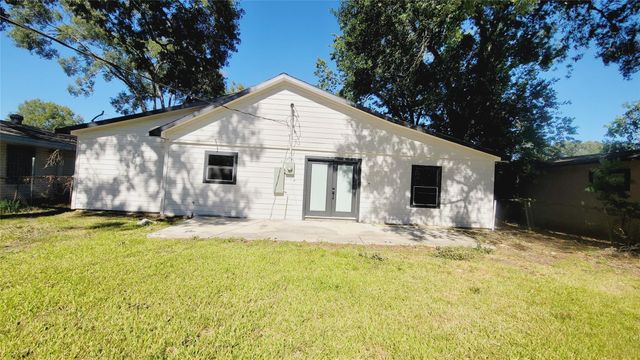 5326 Dewberry Street, Houston, TX 77021