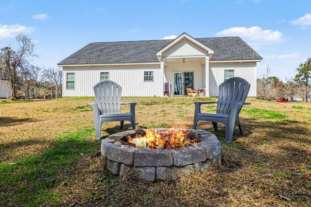 228 William Nobles Rd., Aynor, SC 29511