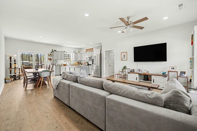 228 William Nobles Rd., Aynor, SC 29511