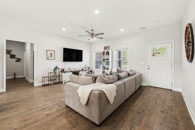 228 William Nobles Rd., Aynor, SC 29511