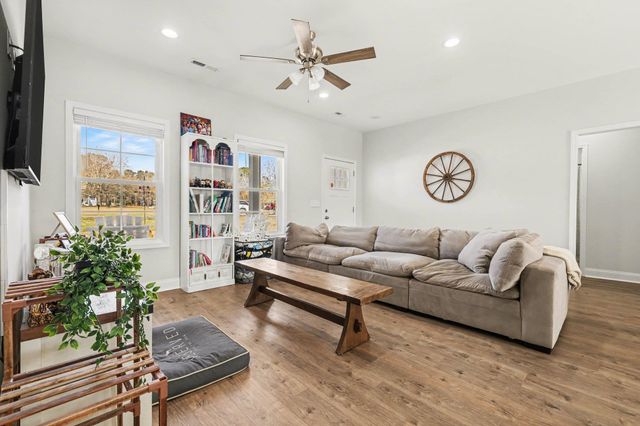 228 William Nobles Rd., Aynor, SC 29511