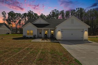 228 William Nobles Rd., Aynor, SC 29511