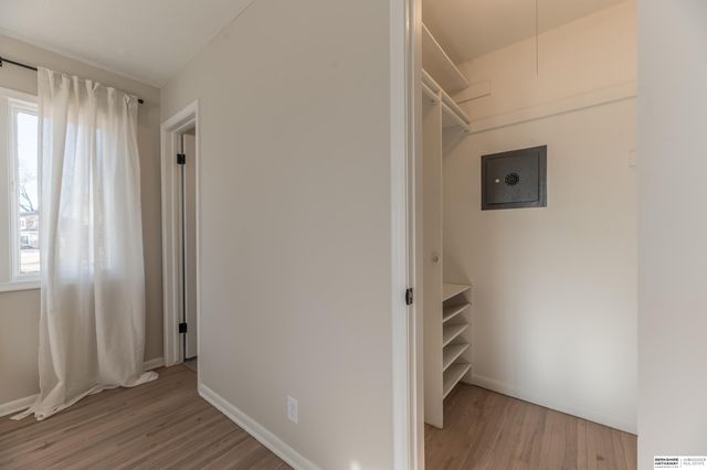 13593 Walnut Street, Omaha, NE 68144