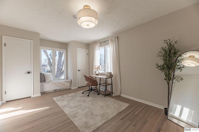 13593 Walnut Street, Omaha, NE 68144