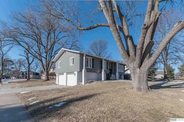 13593 Walnut Street, Omaha, NE 68144