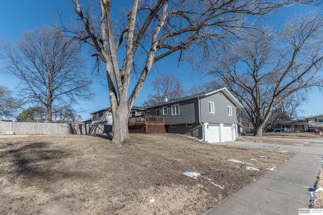 13593 Walnut Street, Omaha, NE 68144